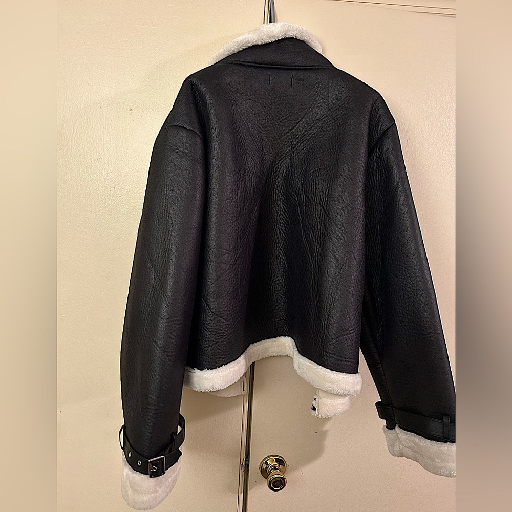 Coat - Picture 3 of 3
